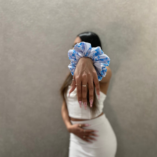 Rani Floral Blue Scrunchies